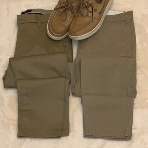 Dockers khakis